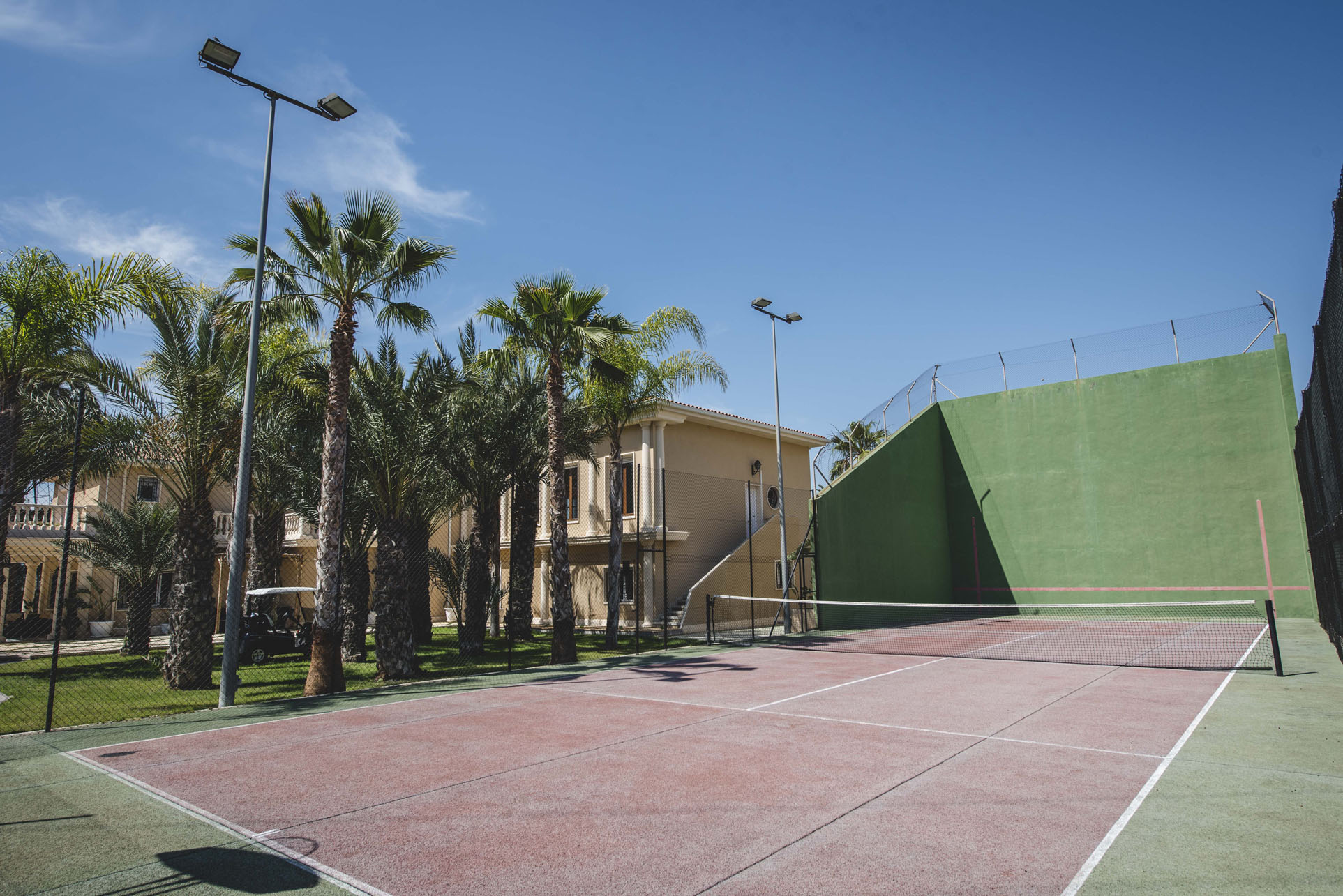 Tennis Court in Elche, Alicante